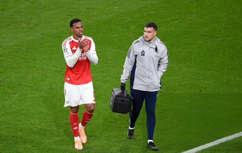 arteta-tran-an-sau-chan-thuong-cua-gabriel-trong-chien-thang-truoc